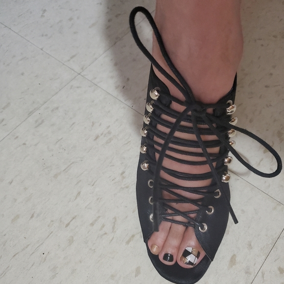 # 020 N.Y.L.A. SHOES - Picture 5 of 13